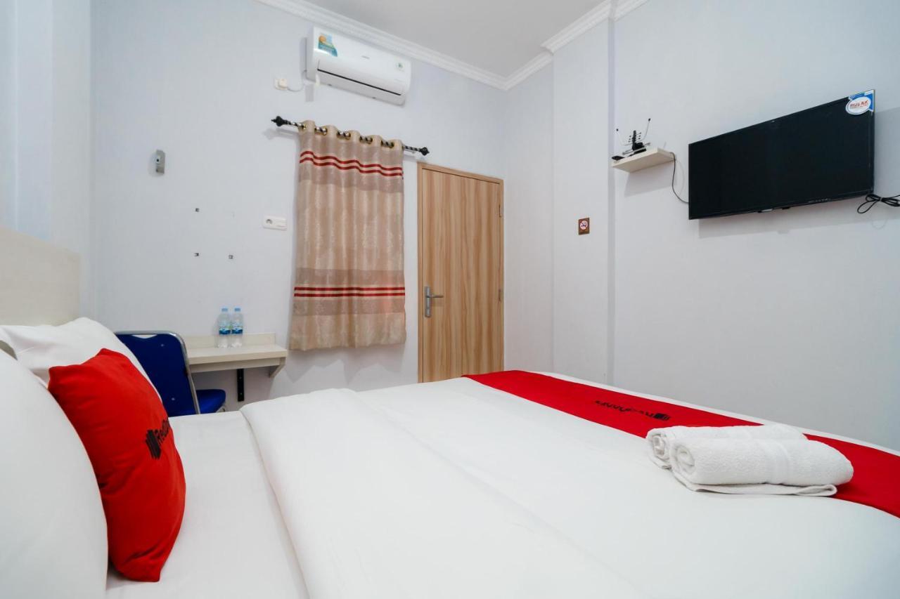 Reddoorz Syariah Near Stasiun Lrt Bumi Sriwijaya Guest house Palembang
